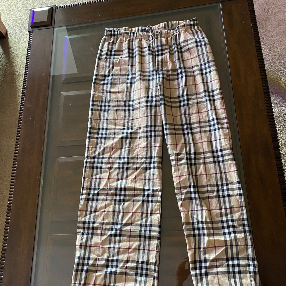 Beautiful authentic Burberry pants!
